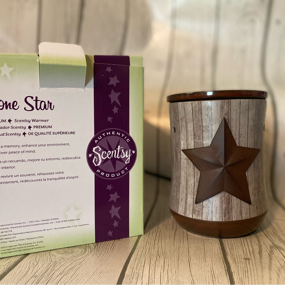 Scentsy Warmer; New in box